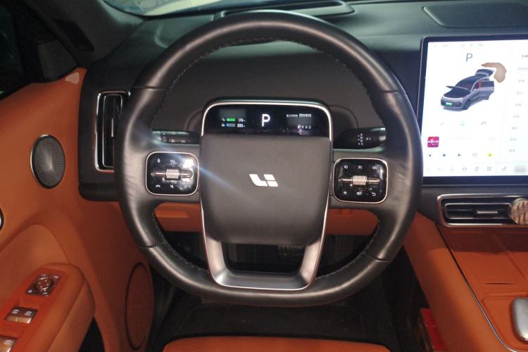 Used Li Auto L8 2023 Pro Model
