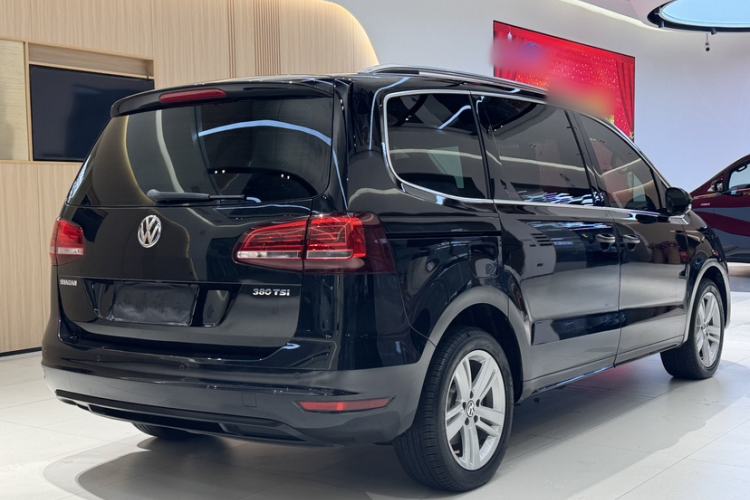 Used Volkswagen Sharan 2016 380TSI Comfort Edition 7-Seater
