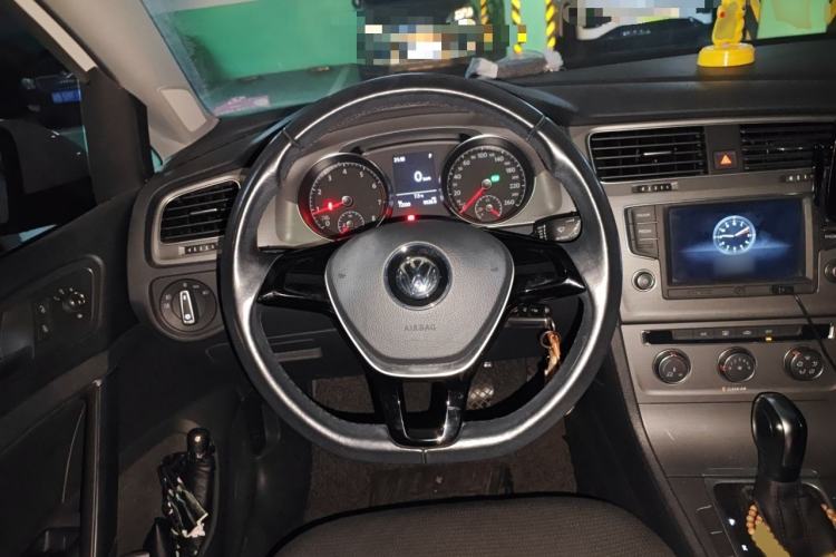 Used Volkswagen Golf 2016 1.6L Automatic Comfort Model
