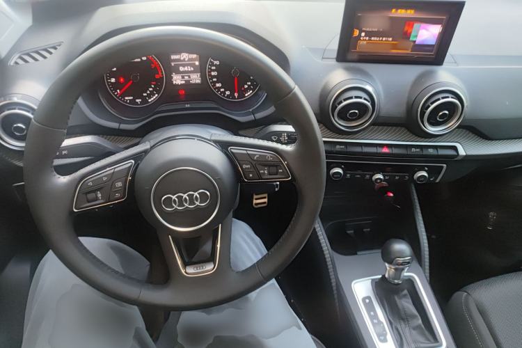 Used Audi Q2L 2018 35 TFSI Launch Exclusive Edition China VI
