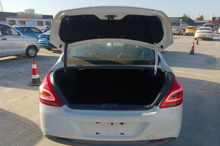 Used Peugeot 308 2014 Enjoy Edition Classic 1.6L Manual YouShang Model
