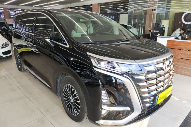 Used Denza D9 2024 DM-i 980 Four-Wheel Drive Prestige Model
