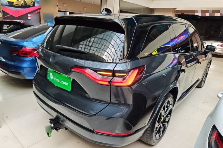 Used Nio ES8 2020 580 km Range Signature Edition Six-Seater Version
