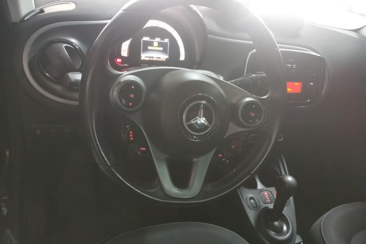 Used  fortwo 2015 1.0L 52 kW Hardtop Passion Edition