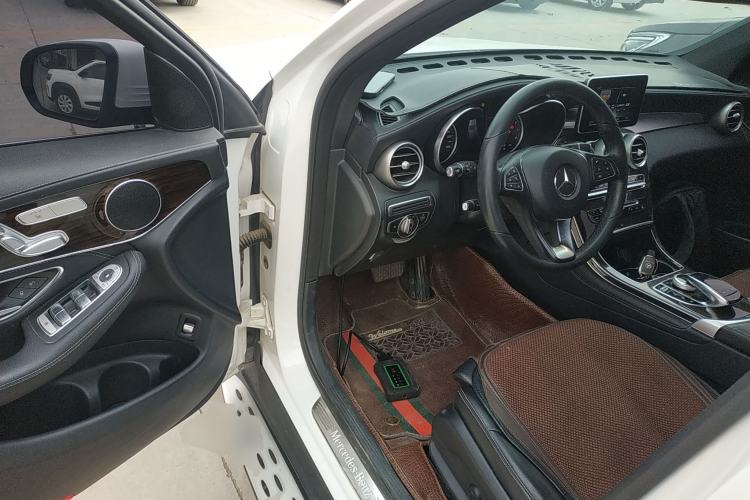 Used Mercedes-Benz GLC 2019 GLC 260 L 4MATIC Dynamic Model