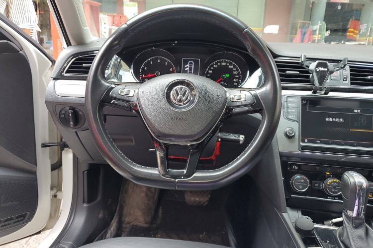 Used Volkswagen Lamando 2018 280TSI DSG Comfort Edition
