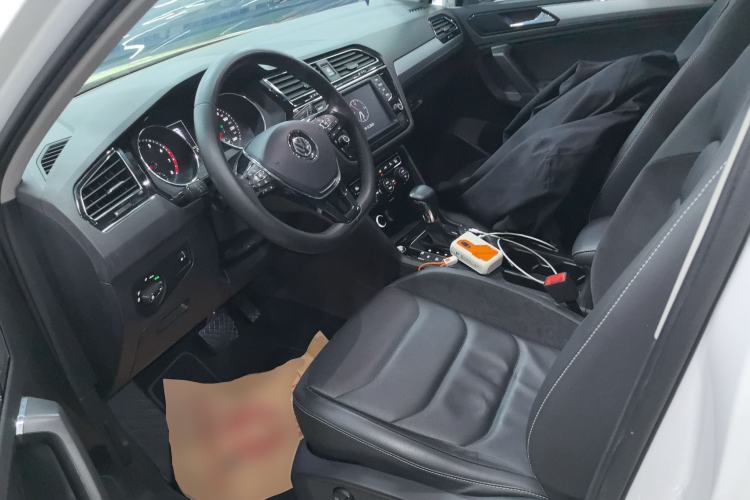 Used Volkswagen Tiguan L 2017 330TSI Automatic Two-Wheel Drive Luxury Edition
