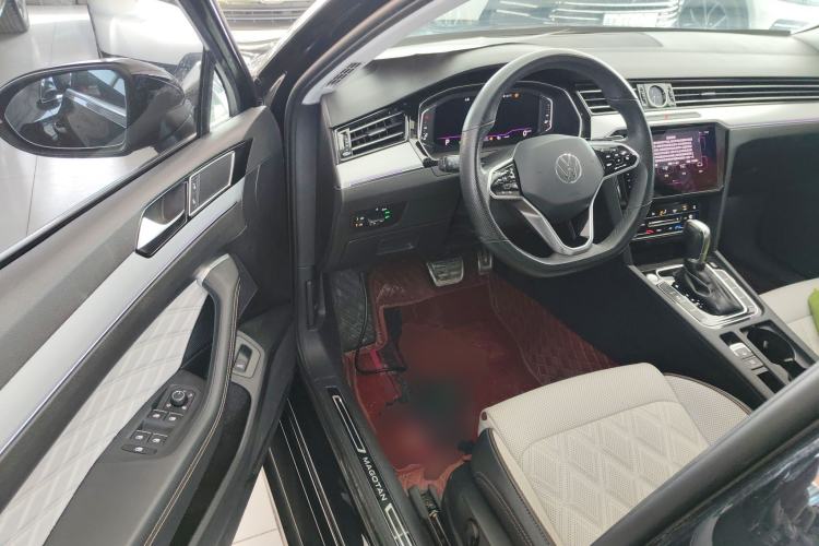 Used Volkswagen Magotan 2023 2 Million Units Limited Edition 330TSI DSG Leading Version