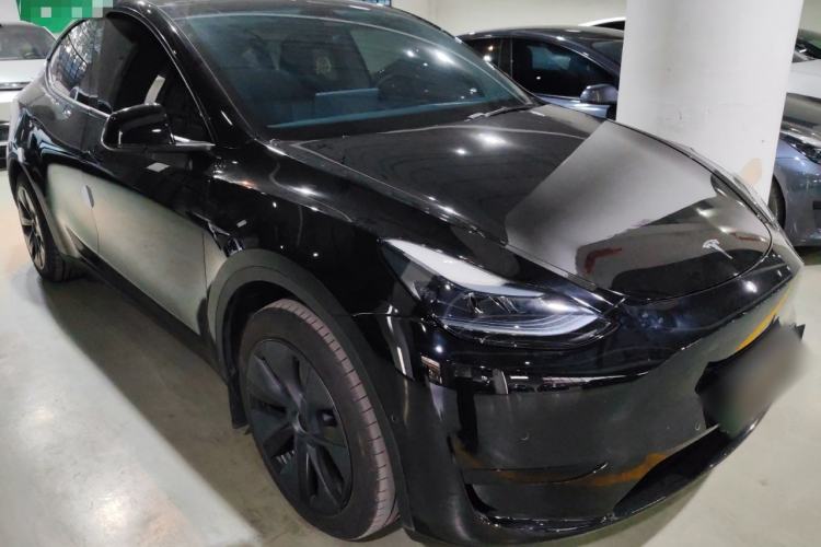 Used Tesla Model Y 2023 Rear-Wheel-Drive Version
