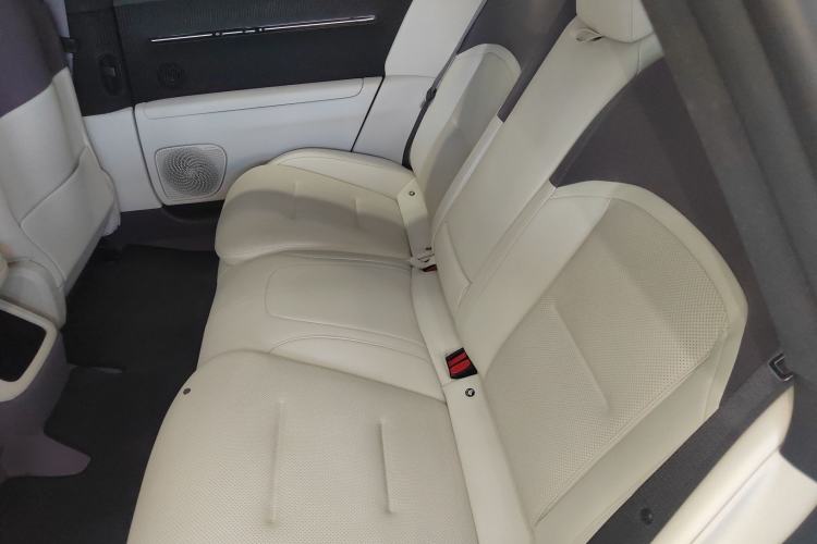 Used  12 2025 Ultra Extended-Range Edition