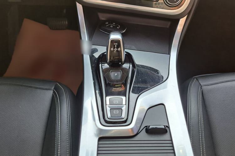 Used Lynk & Co 01 2017 2.0T Two-Wheel Drive Pro Edition
