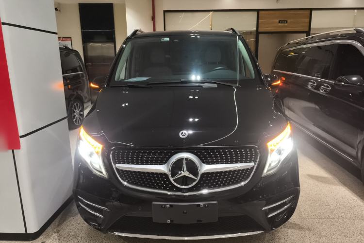 Used Mercedes-Benz V-Class 2020 V 260 L Long-wheelbase Luxury Edition