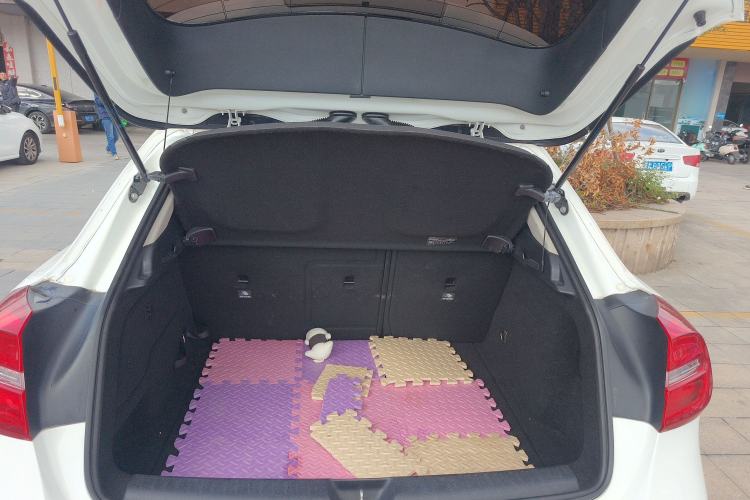 Used Mercedes-Benz GLA 2015 GLA 220 4MATIC Fashion Model
