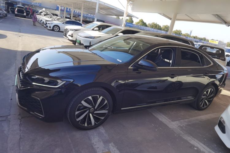 Used Volkswagen Passat 2022 330TSI Starry Elite Edition
