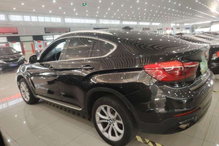 Used BMW X6 2018 xDrive28i
