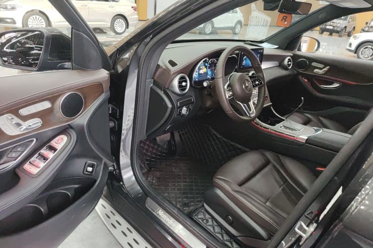 Used Mercedes-Benz GLC 2022 Refreshed GLC 300 L 4MATIC Dynamic Edition Prestige Version
