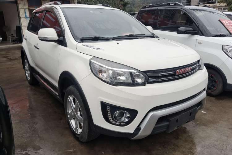 Used Haval H1 2017 Red-Label 1.5L AMT Luxury Model
