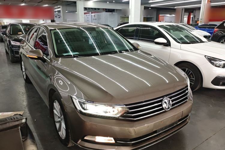 Used Volkswagen Magotan 2017 330TSI DSG Leading Model