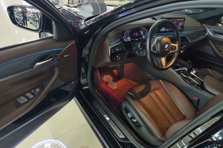 Used BMW 5 Series New Energy 2021 Restyled 535Le M Sport Package
