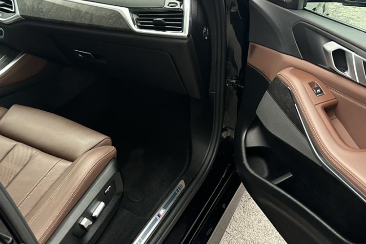 Used BMW X5 2019 xDrive40i M Sport Package
