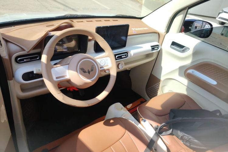 Used Wuling Hongguang MINIEV 2024 3rd Generation 215km Youth Edition
