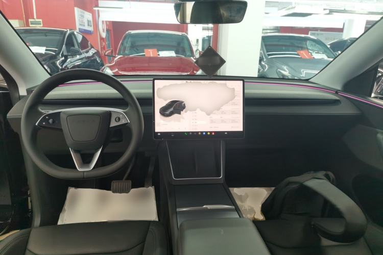 Used Tesla Model Y 2025 Rear-Wheel-Drive Version
