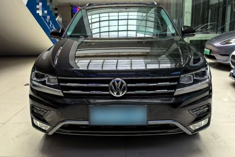 Used Volkswagen Tiguan L 2020 330TSI Automatic Two-Wheel Drive Panoramic Comfort Edition China VI Standard