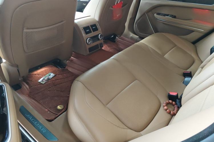 Used Jaguar XFL 2024 2.0T P250 Two-Wheel Drive Prestige Luxury Edition