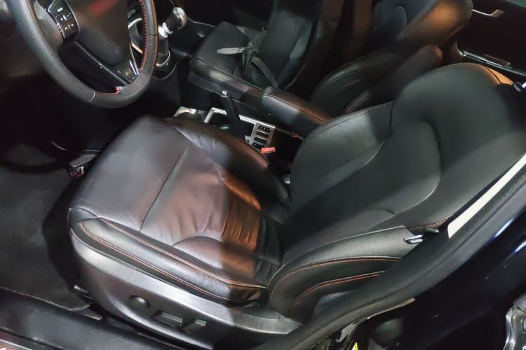 Used Haval H6 2014 Sport Version 1.5T Manual Two-Wheel Drive Elite Edition
