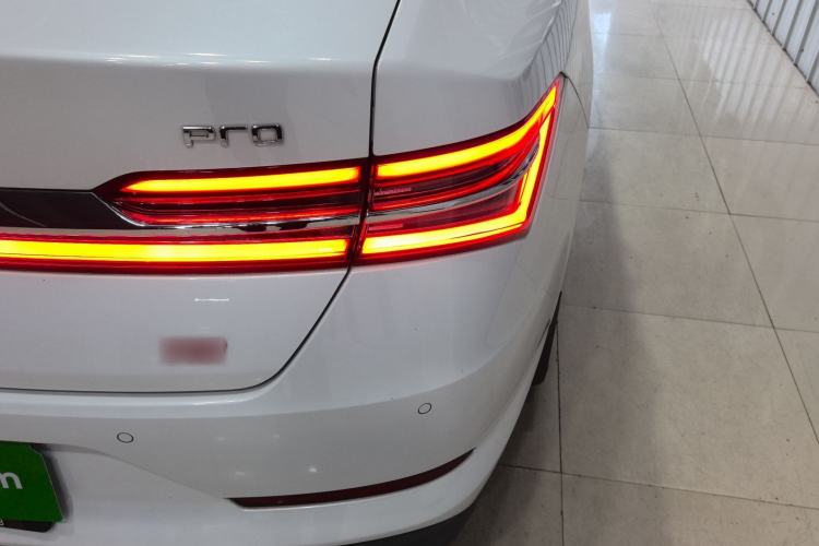 Used BYD Qin Pro 2019 Super Edition 1.5TI Automatic Smart Connect Brilliance Model China V Standard
