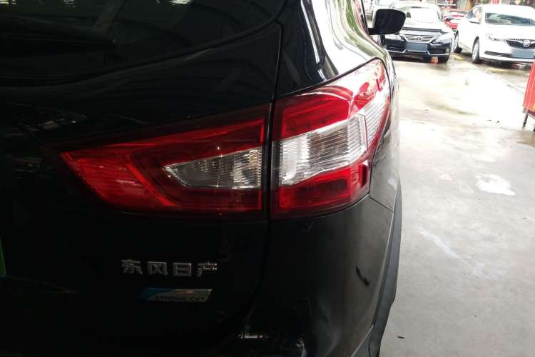 Used Nissan Qashqai 2016 2.0L CVT Luxury Edition
