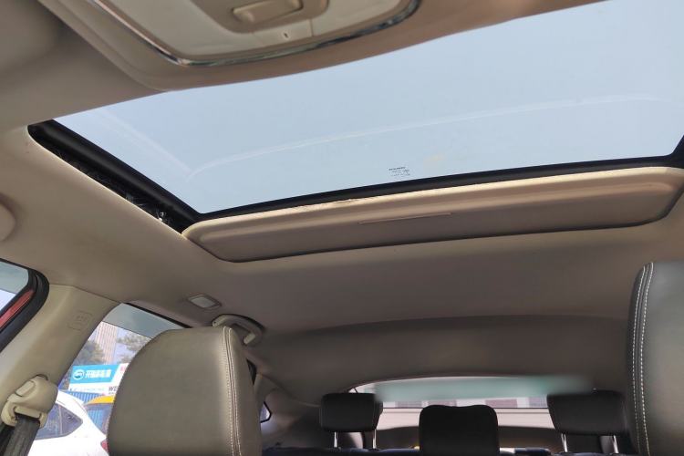 Used Venucia T90 2017 2.0L CVT Smart Edition
