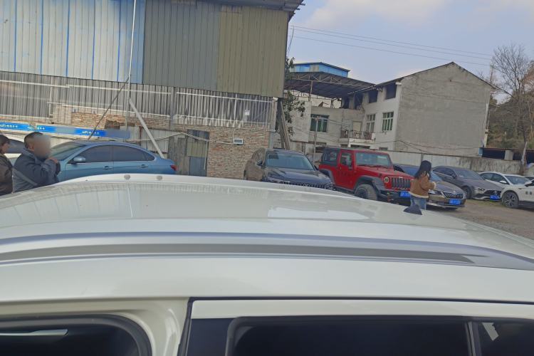 Used Nissan Kicks 2019 1.5L CVT Smart Connect Luxury Edition
