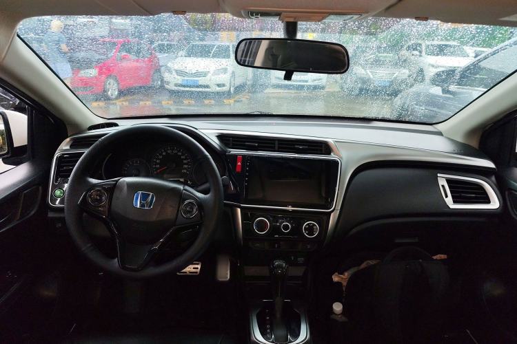 Used Honda City 2015 1.5L CVT Luxury Edition
