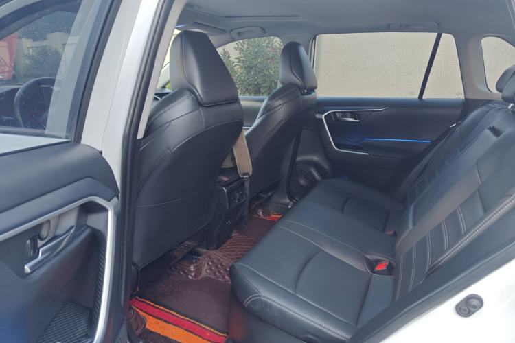 Used Toyota Wildlander 2020 Dual-Motor 2.5L E-CVT Four-Wheel Drive Luxury Edition
