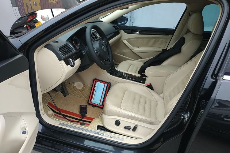 Used Volkswagen Passat 2014 1.8TSI DSG Prestige Edition
