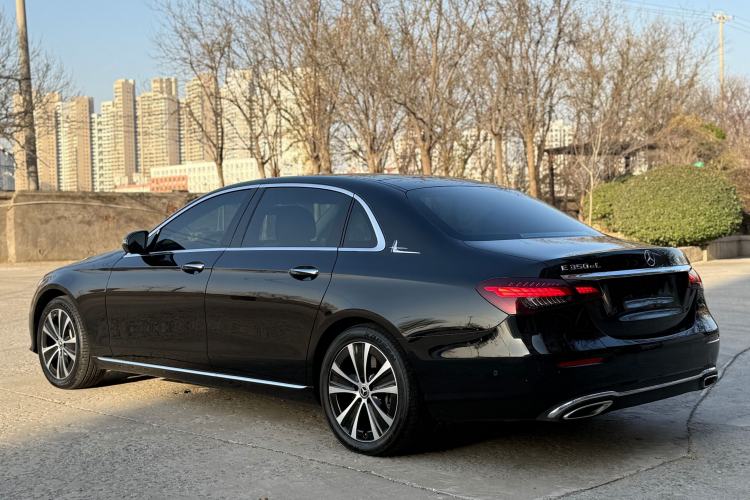 Used Mercedes-Benz E-Class New Energy 2022 Facelift E 350 e L Plug-in Hybrid Sedan
