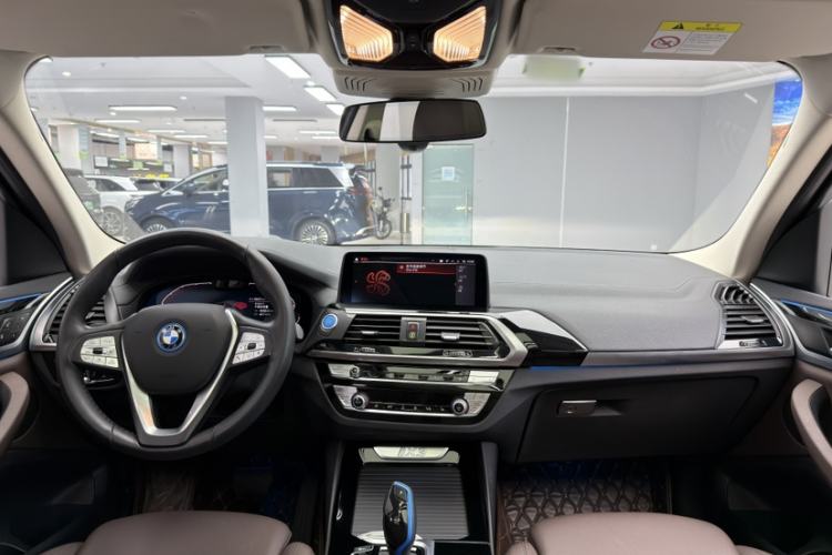 Used BMW iX3 2021 Updated Leading Edition
