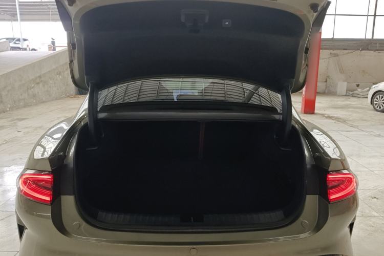 Used  SU7 2024 Four-Wheel Drive Ultra-Long Range Advanced Intelligent Driving Max Edition
