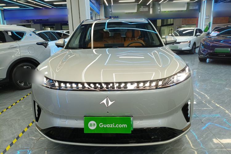 Used  eπ008 2024 210Max Range-Extended Version 6 Seats