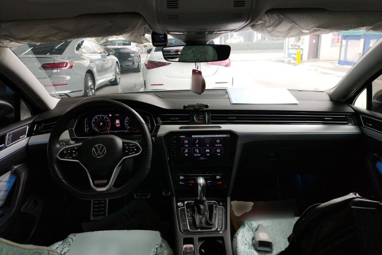 Used Volkswagen Magotan 2023 2 Million Units Commemorative Edition 330TSI DSG Luxury Version