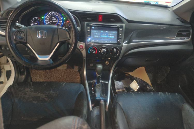 Used Honda Crider 2013 1.8L automatic luxury edition