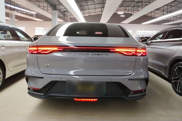 Used BYD Han 2025 DM-i 125KM Prestige Model
