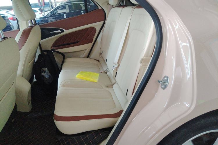 Used ORA Good Cat 2023 401 km Standard Range Prestige Version Lithium Iron Phosphate