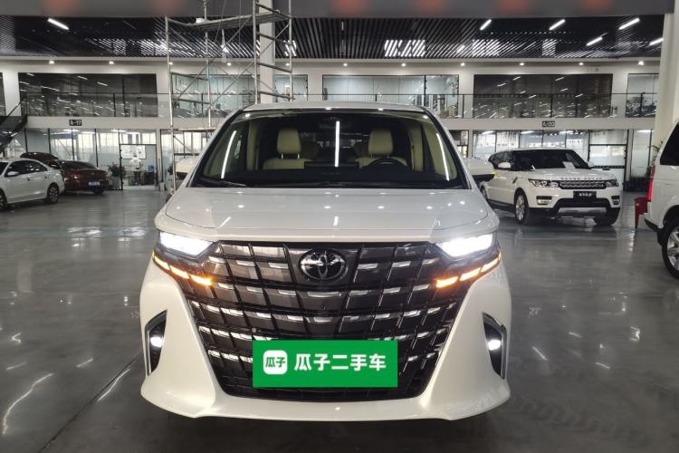 Used Toyota Alphard 2024 Dual-Engine 2.5L Deluxe Edition
