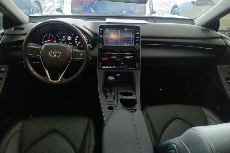 Used Toyota Avalon 2019 2.0L Luxury Edition China VI Standard
