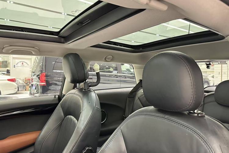 Used  MINI 2016 2.0T COOPER S SEVEN
