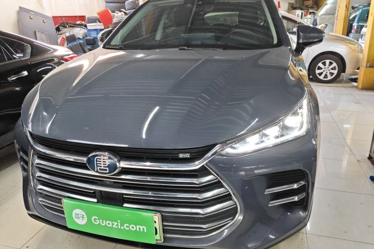 Used BYD Tang New Energy 2018 DM 2.0T All-Wheel Drive Smart Connectivity Luxury Model 7 Seats China V Emission Standard