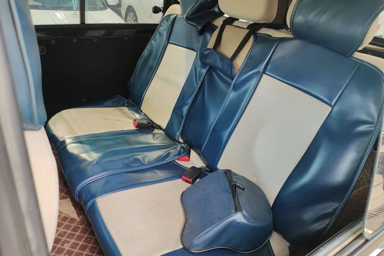 Used FORTHING Lingzhi 2022 M5 1.6L Practical Model 5 Seats
