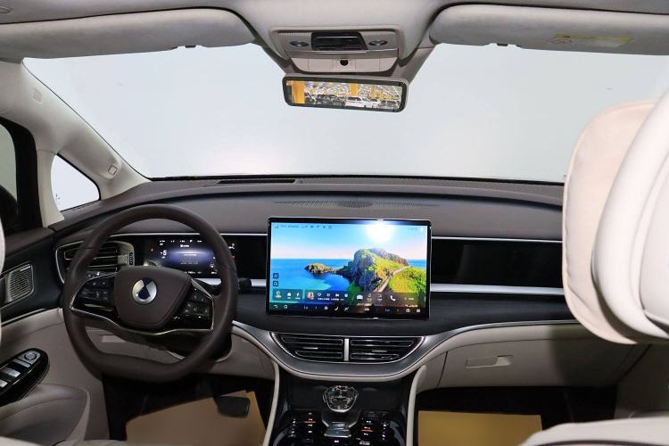 Used Denza D9 2024 DM-i 980 Four-Wheel Drive Flagship Model
